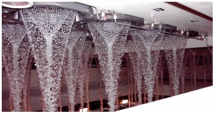 Figure 1.2: Water exit from the mould