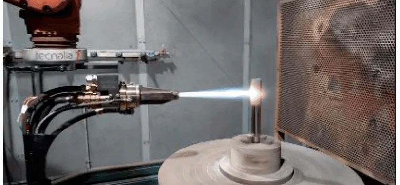 Figure 2. Plasma projecting with the robot